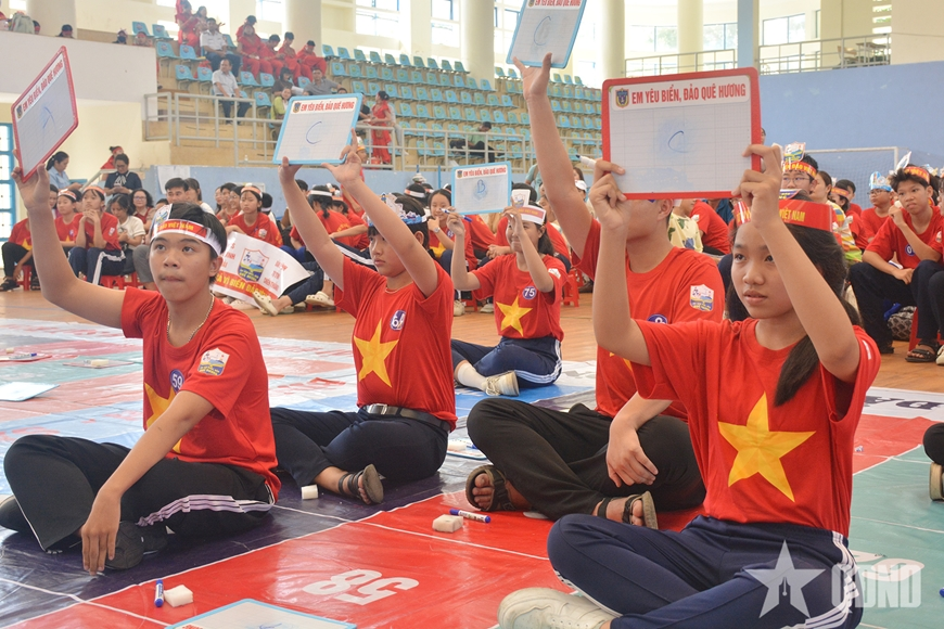 Sôi nổi Cuộc thi 